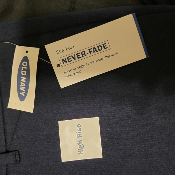 Pixie - Picture 2 of 6